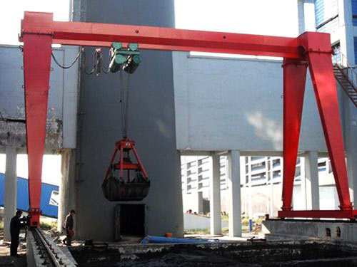 MHZ型電動(dòng)葫蘆抓斗門式起重機(jī)