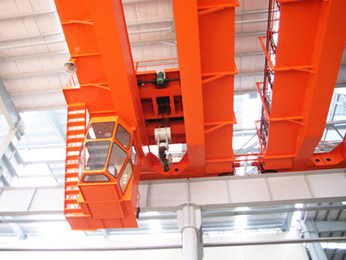 QD型電動(dòng)雙梁橋式起重機(jī)